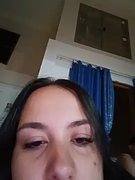 Diosacurvy online show from 06-18-26, 09:52
