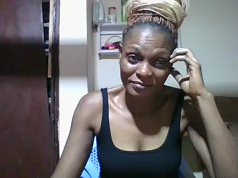 Ebonyqueen4 online show from 06-09-26, 07:53