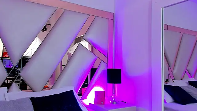 AliceCruzz online show from 06-06-26, 12:32
