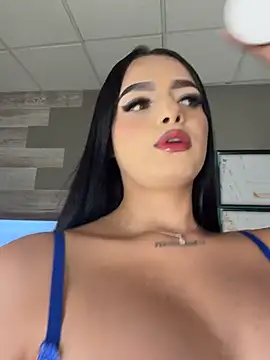 Snapshot of BustyAngelXXX chatting on 07-07-26, 01:26 BustyAngelXXX online show from 07-07-26, 01:26
