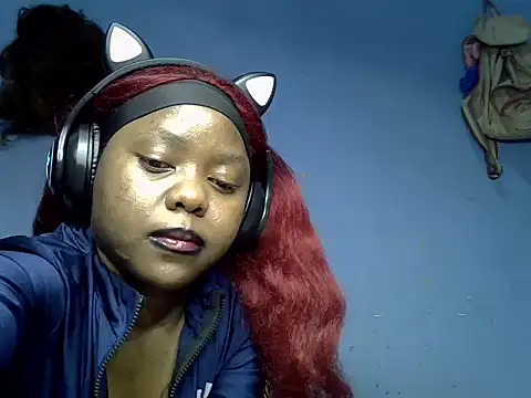 Snapshot of Glow_drip chatting on 06-24-26, 10:09 Glow drip online show from 06-24-26, 10:09