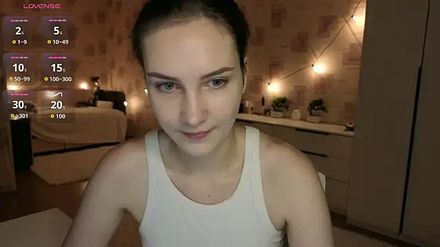 Megan swiftss online show from 06-17-26, 07:04