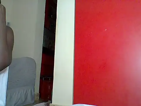Snapshot of Blacksexyqueen24 chatting on 06-11-26, 12:08 Blacksexyqueen24 online show from 06-11-26, 12:08