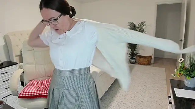 Vika73 online show from 03-13-26, 01:51