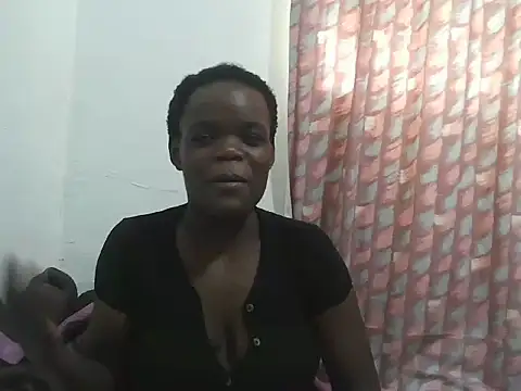 Snapshot of mindnightsnack chatting on 07-01-26, 10:17 mindnightsnack online show from 07-01-26, 10:17
