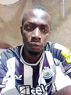 Snapshot of Lawal-Briana chatting on 06-25-26, 11:15 Lawal-Briana online show from 06-25-26, 11:15