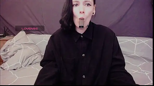 Polly Megan online show from 06-21-26, 08:44
