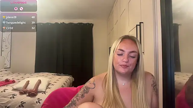 CurvyWetWife online show from 07-02-26, 09:15