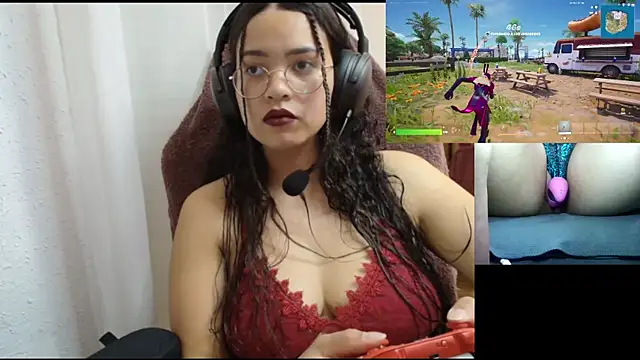 Snapshot of scarletdollof chatting on 05-22-26, 06:02 scarletdollof online show from 05-22-26, 06:02