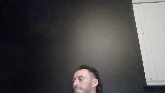 Snapshot of Tallhungcloudyyy chatting on 06-20-26, 04:26 Tallhungcloudyyy online show from 06-20-26, 04:26