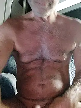 Snapshot of daddygil69 chatting on 06-04-26, 02:50 daddygil69 online show from 06-04-26, 02:50