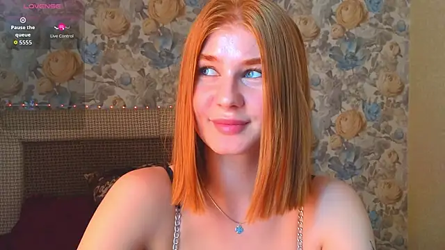 Juli Ginger online show from 07-18-26, 03:27