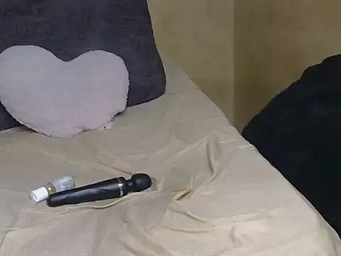 Snapshot of chocolate_peggy chatting on 06-22-26, 02:24 chocolate peggy online show from 06-22-26, 02:24