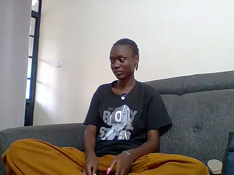 SLIM-EBONY2006 online show from 06-04-26, 12:44