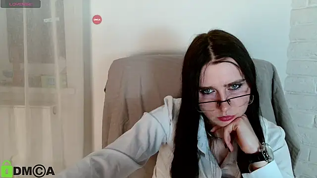 Snapshot of ArianaDelRey chatting on 06-17-26, 07:26 ArianaDelRey online show from 06-17-26, 07:26