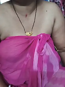 Snapshot of Curvy_Jyoti chatting on 08-02-26, 05:22 Curvy Jyoti online show from 08-02-26, 05:22