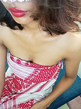 Snapshot of 20_Rani chatting on 06-25-26, 05:28 20 Rani online show from 06-25-26, 05:28