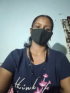 Snapshot of madhushree143 chatting on 06-18-26, 04:55 madhushree143 online show from 06-18-26, 04:55