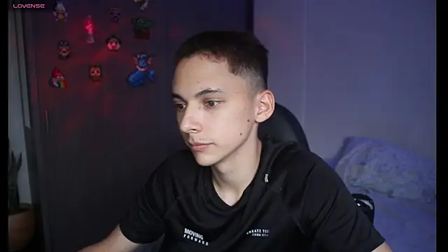 archi love online show from 02-02-25, 12:02