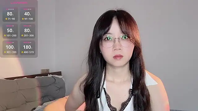 Snapshot of 77-Vicky chatting on 06-14-26, 06:59 77-Vicky online show from 06-14-26, 06:59