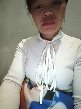 Emma-sin online show from 06-10-26, 03:07