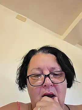 Snapshot of Diana_Diafan chatting on 06-28-26, 03:56 Diana Diafan online show from 06-28-26, 03:56