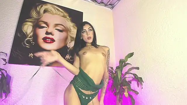Violeta Alvarez online show from 06-15-26, 07:05