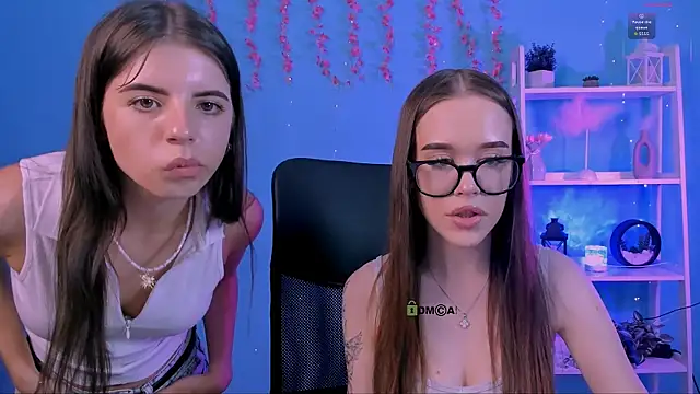 lyra desire online show from 07-24-26, 12:36