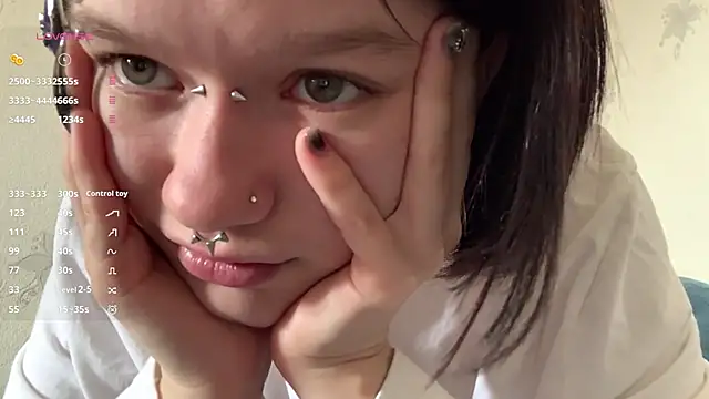 Snapshot of CelesteColao chatting on 06-17-26, 11:45 CelesteColao online show from 06-17-26, 11:45