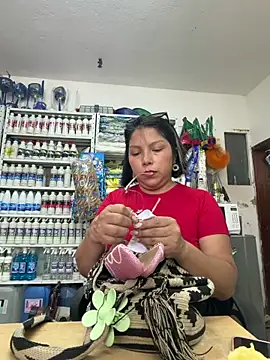 Snapshot of ISABELLA__LUNA chatting on 06-16-26, 01:58 ISABELLA LUNA online show from 06-16-26, 01:58