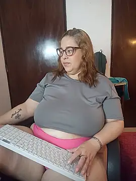 Snapshot of Kataleyamilf69_ chatting on 07-11-26, 11:46 Kataleyamilf69 online show from 07-11-26, 11:46