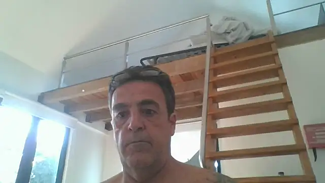 kotaquente online show from 05-19-26, 04:24