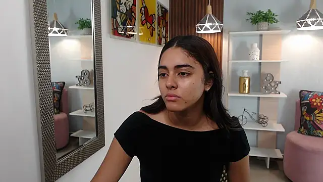 Snapshot of _Lucy_Grey_ chatting on 05-22-26, 11:05 Lucy Grey online show from 05-22-26, 11:05