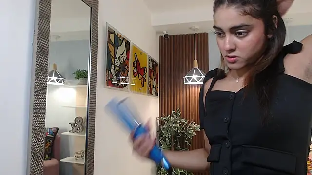 Snapshot of _Lucy_Grey_ chatting on 05-30-26, 11:07 Lucy Grey online show from 05-30-26, 11:07