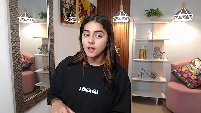 Snapshot of _Lucy_Grey_ chatting on 06-12-26, 11:09 Lucy Grey online show from 06-12-26, 11:09