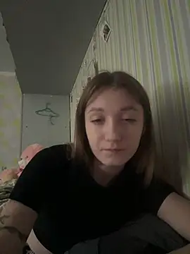 Snapshot of LisaWhitexz_ chatting on 05-27-26, 04:26 LisaWhitexz online show from 05-27-26, 04:26