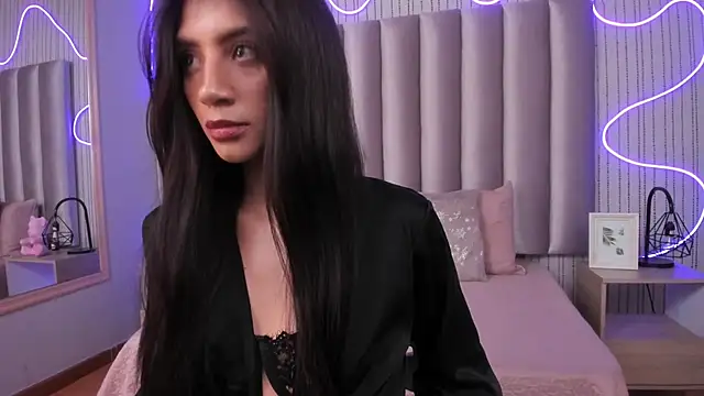 LOLA NOVAMD online show from 05-20-26, 12:44