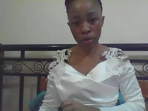 Snapshot of bubble_candi chatting on 06-06-26, 06:23 bubble candi online show from 06-06-26, 06:23