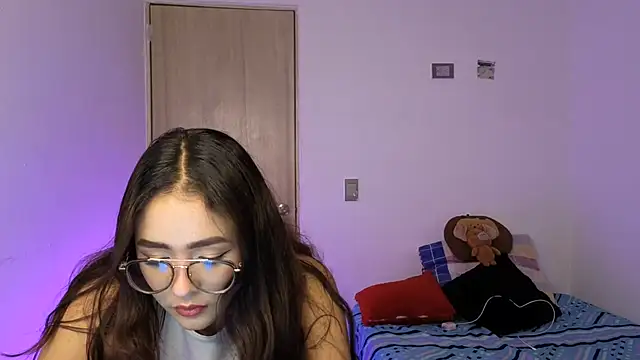 Snapshot of Abby_hernandez chatting on 06-14-26, 12:08 Abby hernandez online show from 06-14-26, 12:08