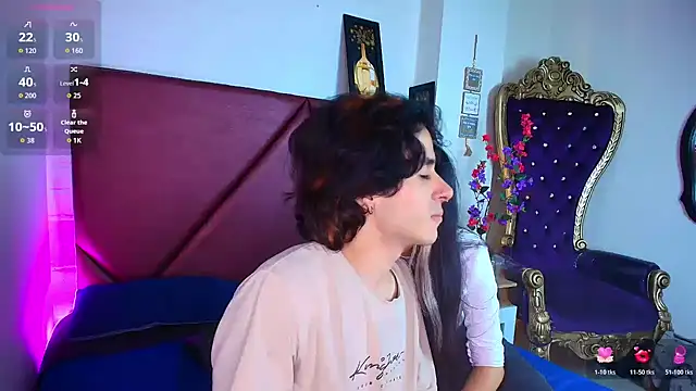 Snapshot of Chlloe_Fox chatting on 06-18-26, 07:40 Chlloe Fox online show from 06-18-26, 07:40