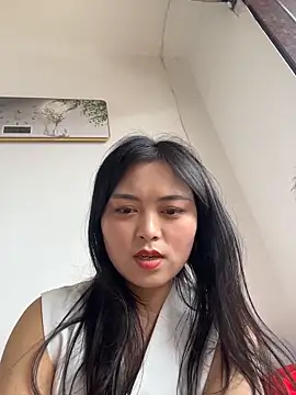 LOVE 521 online show from 05-21-26, 05:25