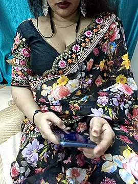 Snapshot of kavyabhabhi chatting on 06-16-26, 08:39 kavyabhabhi online show from 06-16-26, 08:39