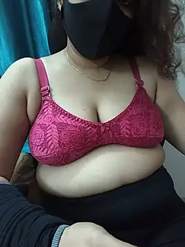 Snapshot of kavyabhabhi chatting on 06-19-26, 07:01 kavyabhabhi online show from 06-19-26, 07:01