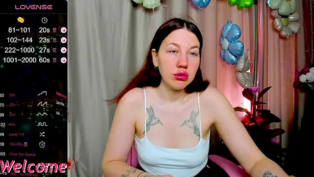 Snapshot of Arya_Curves chatting on 06-16-26, 01:52 Arya Curves online show from 06-16-26, 01:52