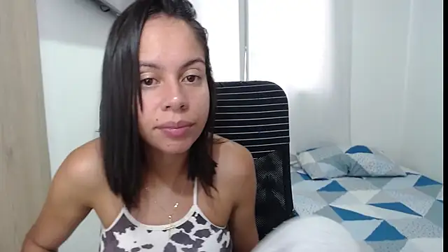 Valeria Santos  online show from 06-10-26, 02:38