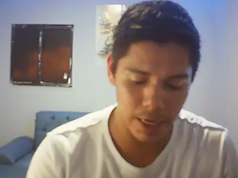 Snapshot of klars_mood1 chatting on 05-26-26, 06:37 klars mood1 online show from 05-26-26, 06:37