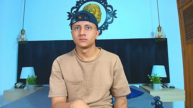 Thiago Nova online show from 06-04-26, 03:34