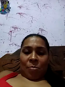 Snapshot of TuGatica_sexy chatting on 07-11-26, 06:43 TuGatica sexy online show from 07-11-26, 06:43