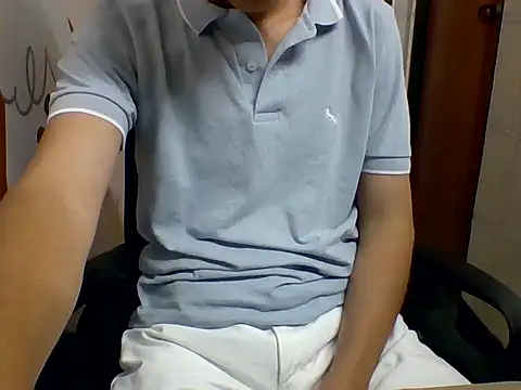 Snapshot of maskedboytv chatting on 05-24-26, 04:56 maskedboytv online show from 05-24-26, 04:56