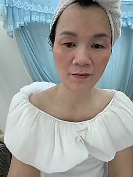 Lye lovely online show from 07-05-26, 03:02